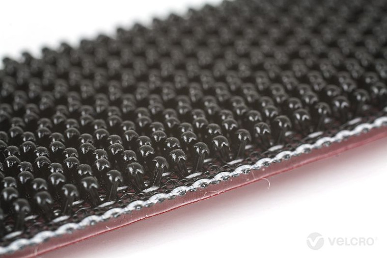 VELCRO®ALFA-LOK 25mm aktiver Pilzkopfverschluss 25mm selbstklebend mit 'Klick'